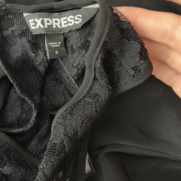 🆕 EXPRESS Lace Top Jumpsuit SIZE 0 - Picture 11 of 11